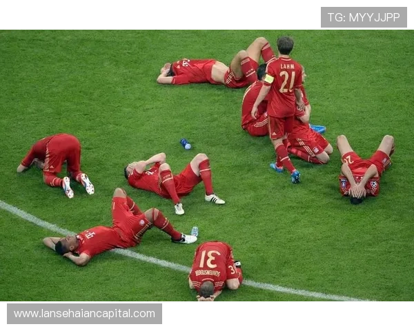 拜仁慕尼黑俱乐部百年辉煌历程与欧洲足坛王朝再崛起之路