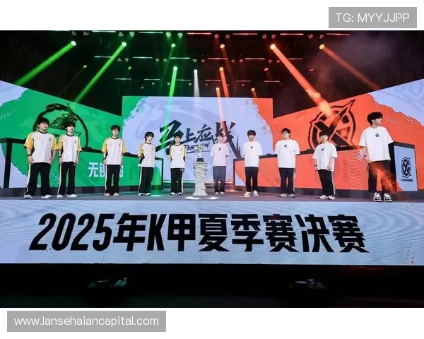 全球电竞大赛激战正酣 各大战队争夺年度冠军荣耀