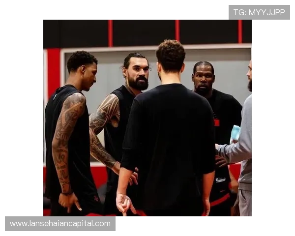 活塞队新赛季阵容调整引发关注 多名年轻球员有望迎来爆发机会