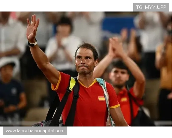 网球巨星纳达尔宣布2025赛季结束后将正式退役引发全球粉丝热议