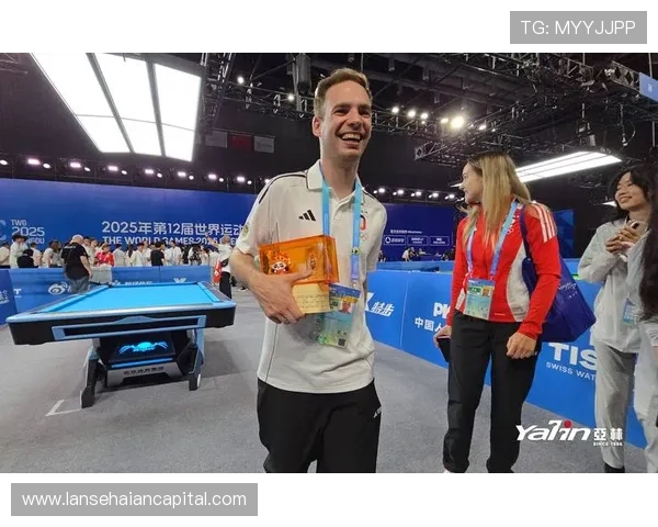 新一轮网球赛事开赛 世界顶级选手纷纷亮相角逐冠军荣耀