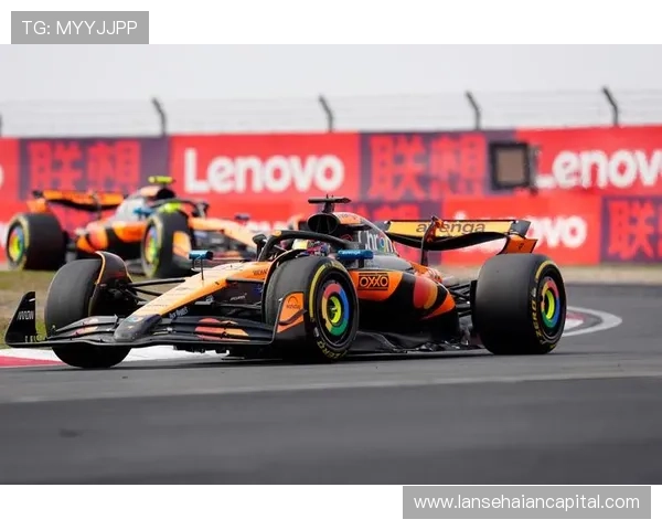 F1赛事最新动态：顶级车队竞争激烈 技术革新助力赛道突破